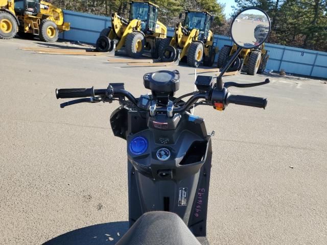 2022 Vespa Scooter