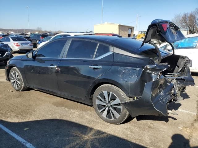 2022 Nissan Altima SV