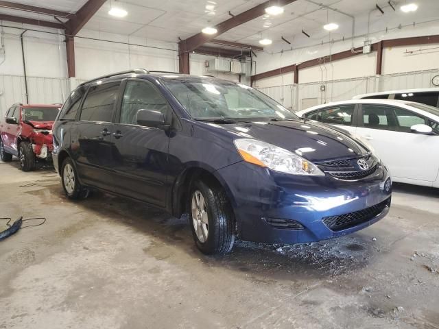 2006 Toyota Sienna CE