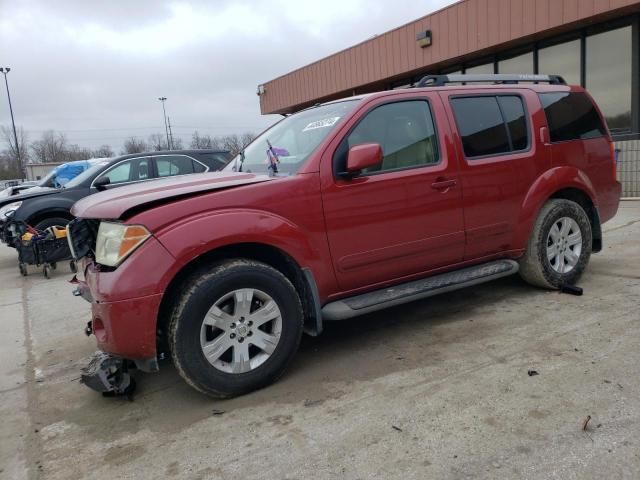 2005 Nissan Pathfinder LE