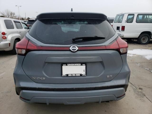 2021 Nissan Kicks SR