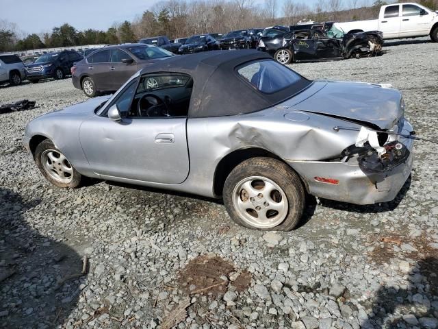 2000 Mazda MX-5 Miata Base