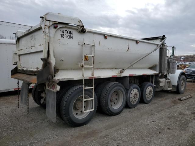 1999 Peterbilt 378