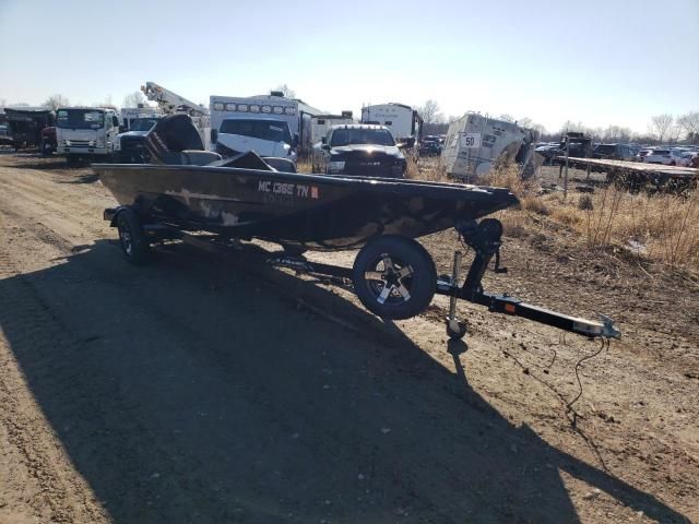 2013 Lowe Boat With Trailer