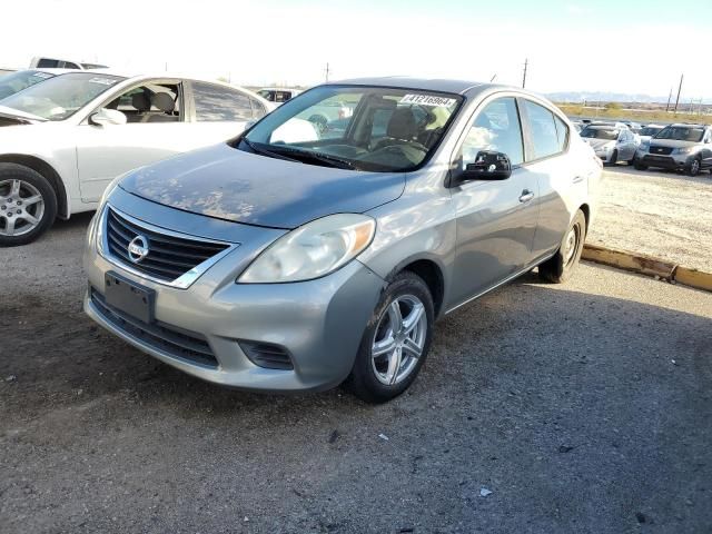 2013 Nissan Versa S