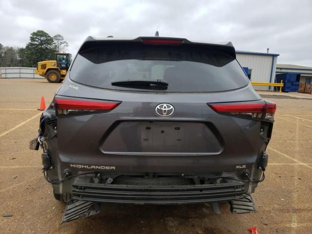 2022 Toyota Highlander XLE