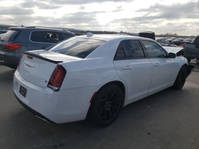 2019 Chrysler 300 S