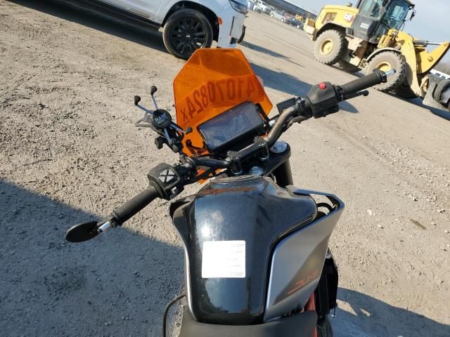 2021 KTM 390 Duke