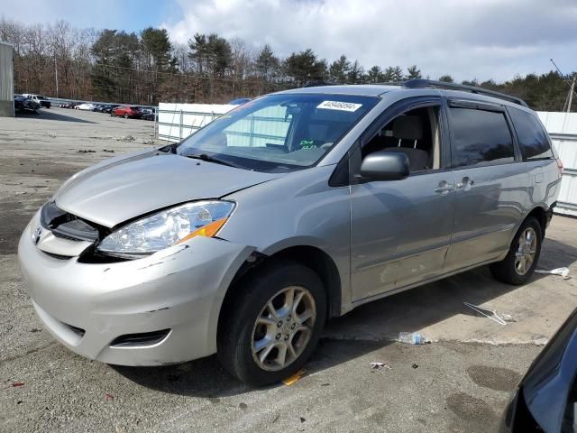 2006 Toyota Sienna LE