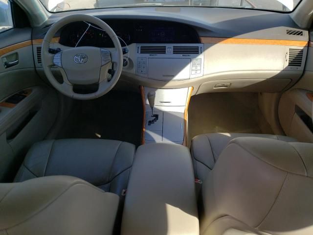 2005 Toyota Avalon XL