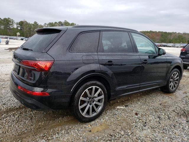 2023 Audi Q7 Premium Plus