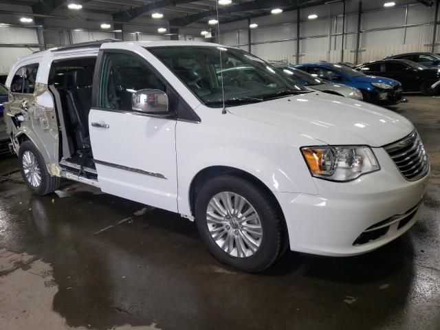 2016 Chrysler Town & Country Limited