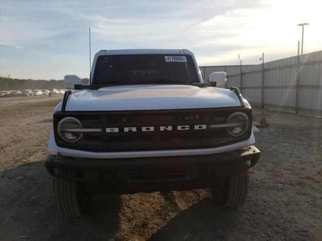 2023 Ford Bronco Base