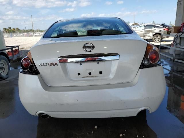 2010 Nissan Altima Base