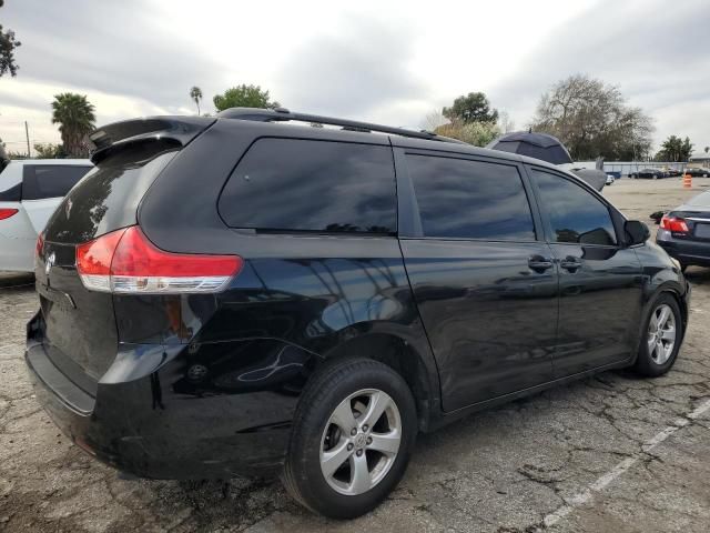 2012 Toyota Sienna LE