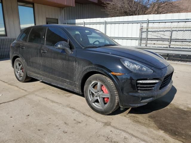 2013 Porsche Cayenne GTS