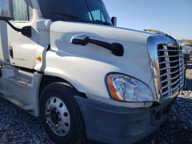 2015 Freightliner Cascadia 125