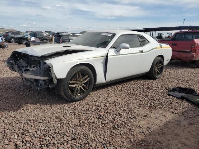 2013 Dodge Challenger SXT