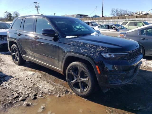 2023 Jeep Grand Cherokee Laredo