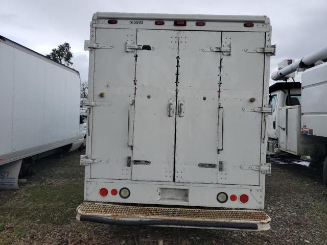 2006 Freightliner Chassis M Line WALK-IN Van