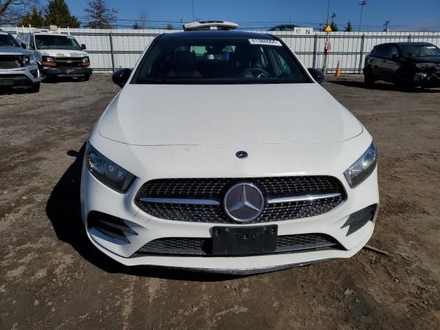 2019 Mercedes-Benz A 220