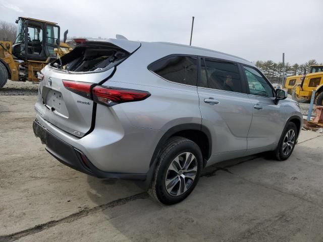 2023 Toyota Highlander Hybrid XLE