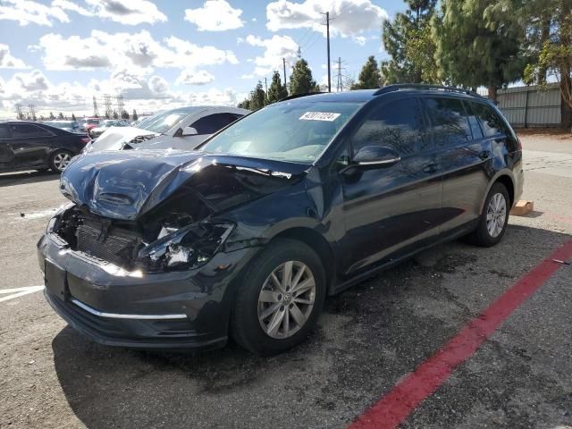 2018 Volkswagen Golf Sportwagen S