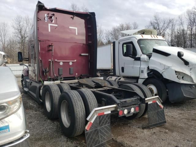 2019 Kenworth Construction T680