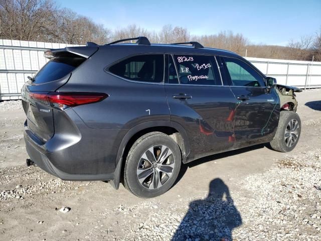 2020 Toyota Highlander Hybrid XLE