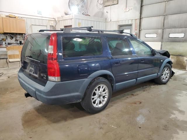 2004 Volvo XC70