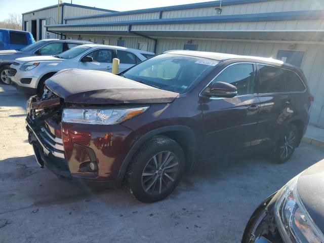 2018 Toyota Highlander SE