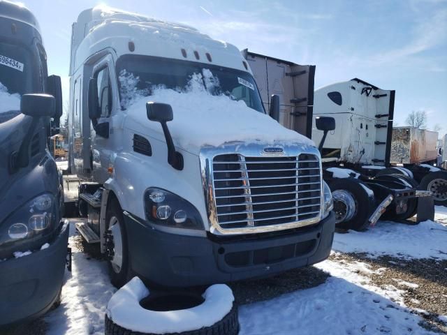 2017 Freightliner Cascadia 113