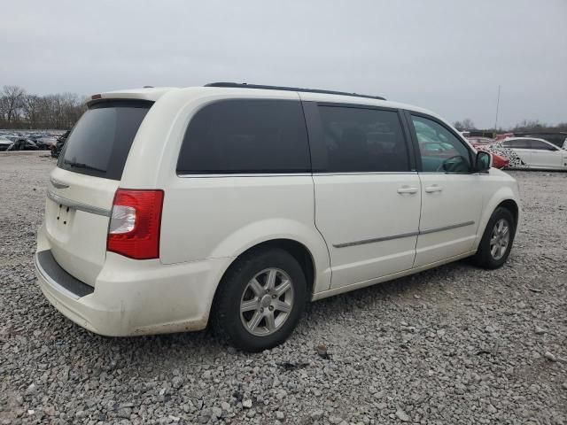 2011 Chrysler Town & Country Touring