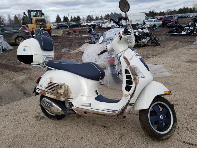 2019 Vespa GTS300