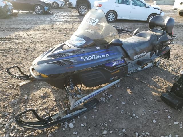 2002 Skidoo Snowmobile