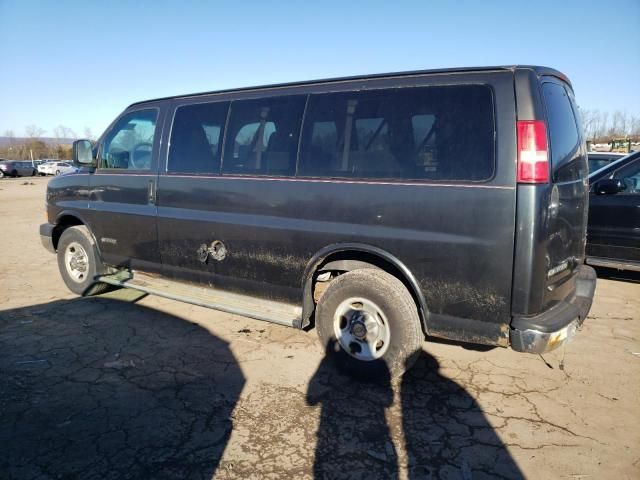 2004 Chevrolet Express G3500