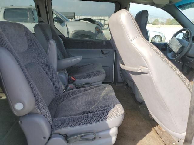 1997 Dodge Grand Caravan SE