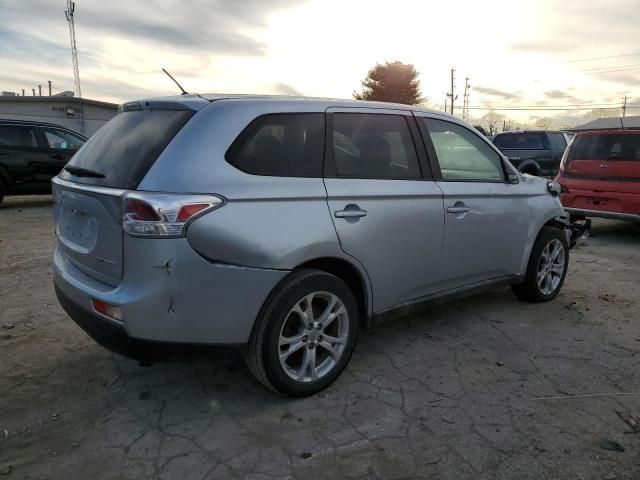 2014 Mitsubishi Outlander SE