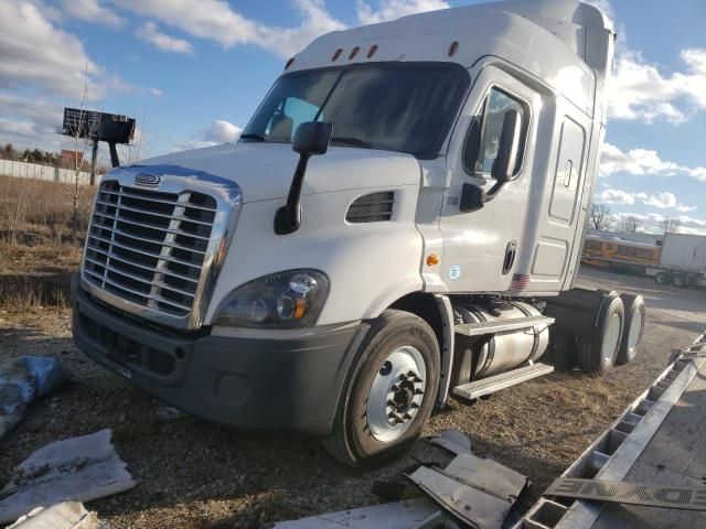 2017 Freightliner Cascadia 113