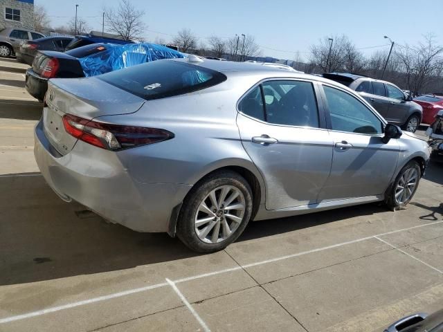 2022 Toyota Camry LE