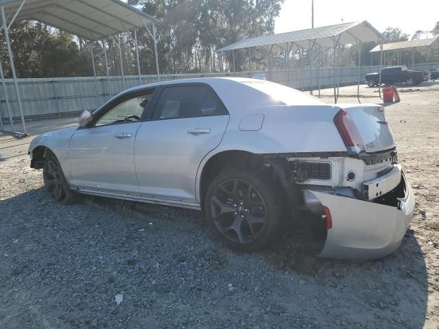 2023 Chrysler 300 Touring L