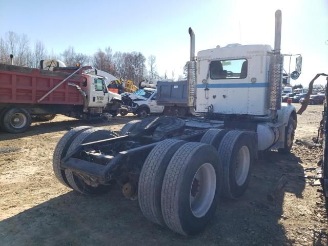 2006 Kenworth Construction T800