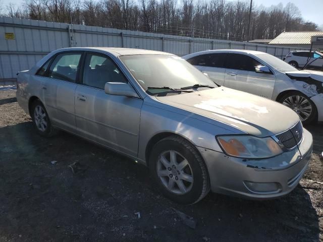 2000 Toyota Avalon XL