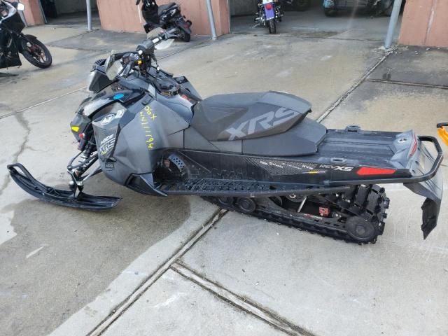 2016 Skidoo XRS