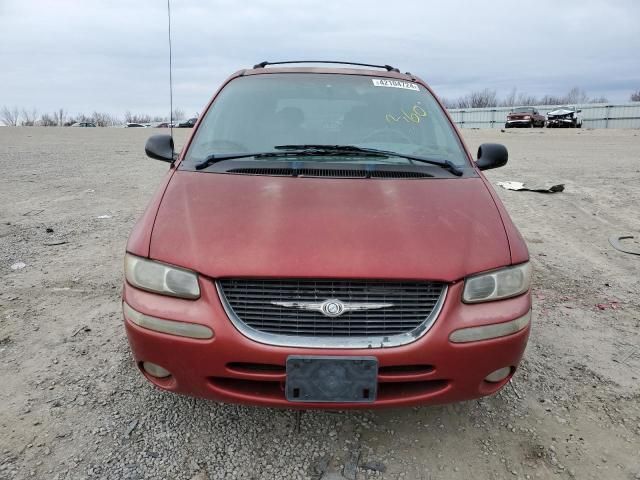 2000 Chrysler Town & Country LXI