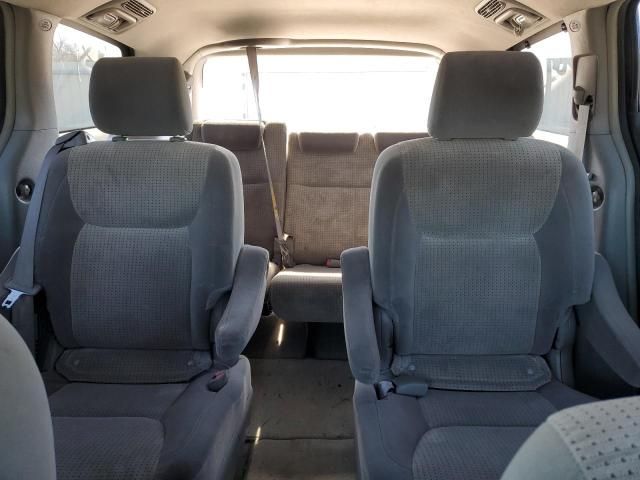 2007 Toyota Sienna CE