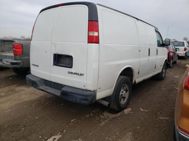 2003 Chevrolet Express G2500