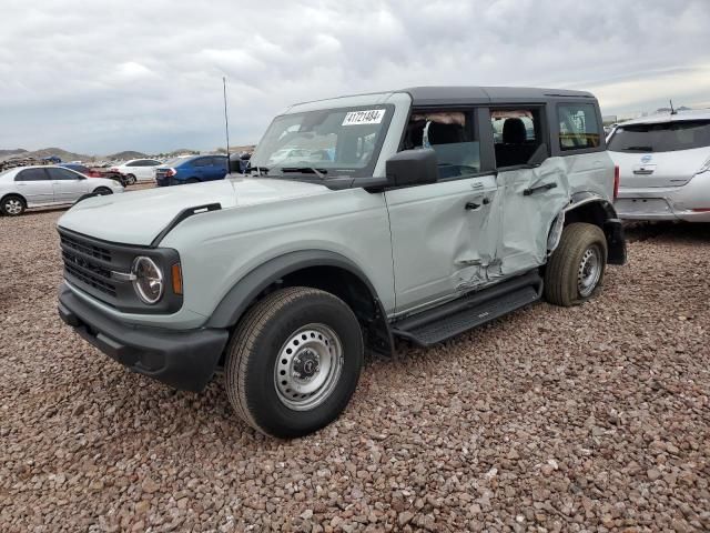 2022 Ford Bronco Base