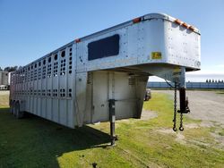 Salvage trucks for sale at Fresno, CA auction: 2000 Wilson Cattle TRL