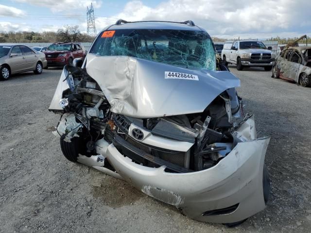 2008 Toyota Sienna CE